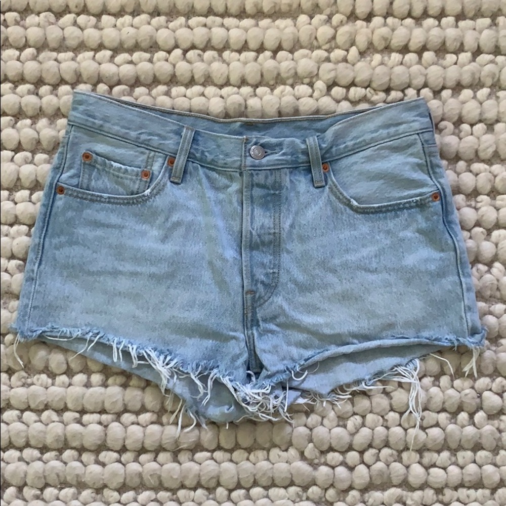 levi denim shorts